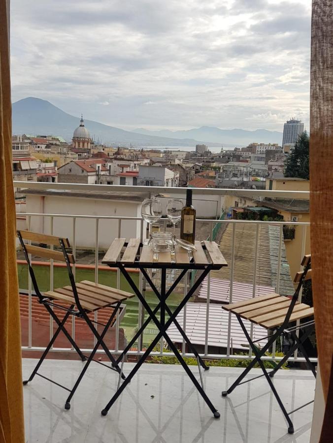 Montesanto 77 Casa Panoramica Al Centro Storico Apartamento Nápoles Exterior foto